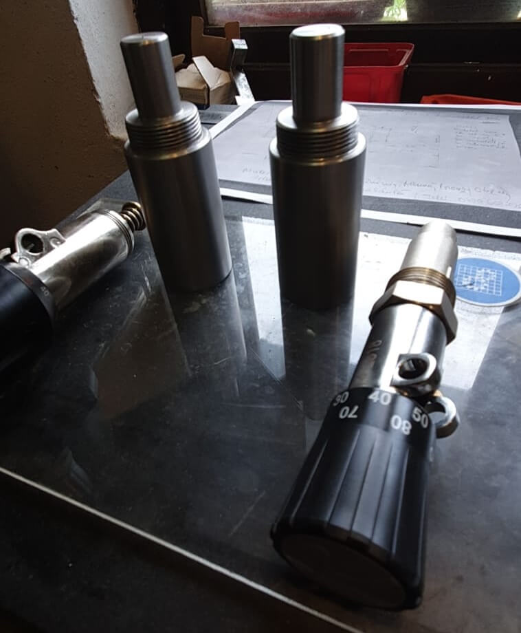 execut piese la comanda strung